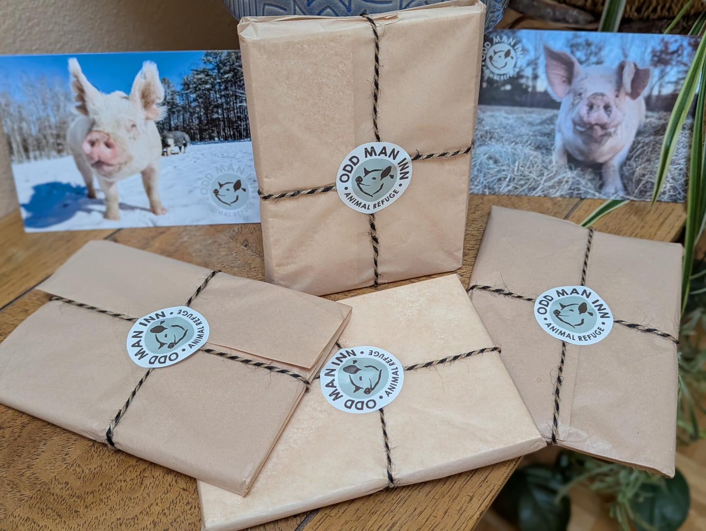 Pack of Pinkies – 7 Flatcards with Envelopes (5” x 7”)