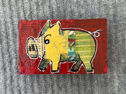 Collage Pig - Scarlet