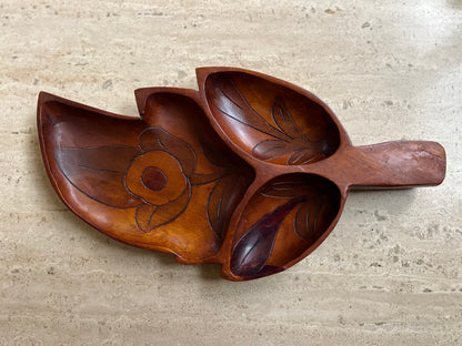 Hand-Carved Wooden Leaf Serving Tray – Sectional