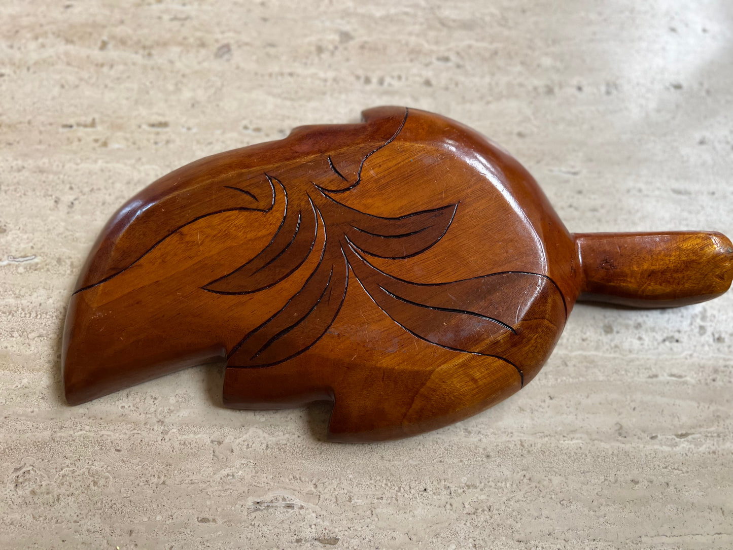 Hand-Carved Wooden Leaf Serving Tray – Sectional