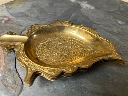 Vintage Brass Leaf-Shaped Plates – Set of 4