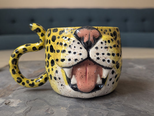 Leopard "Face Mug" - Hand-Painted Ceramic Mug