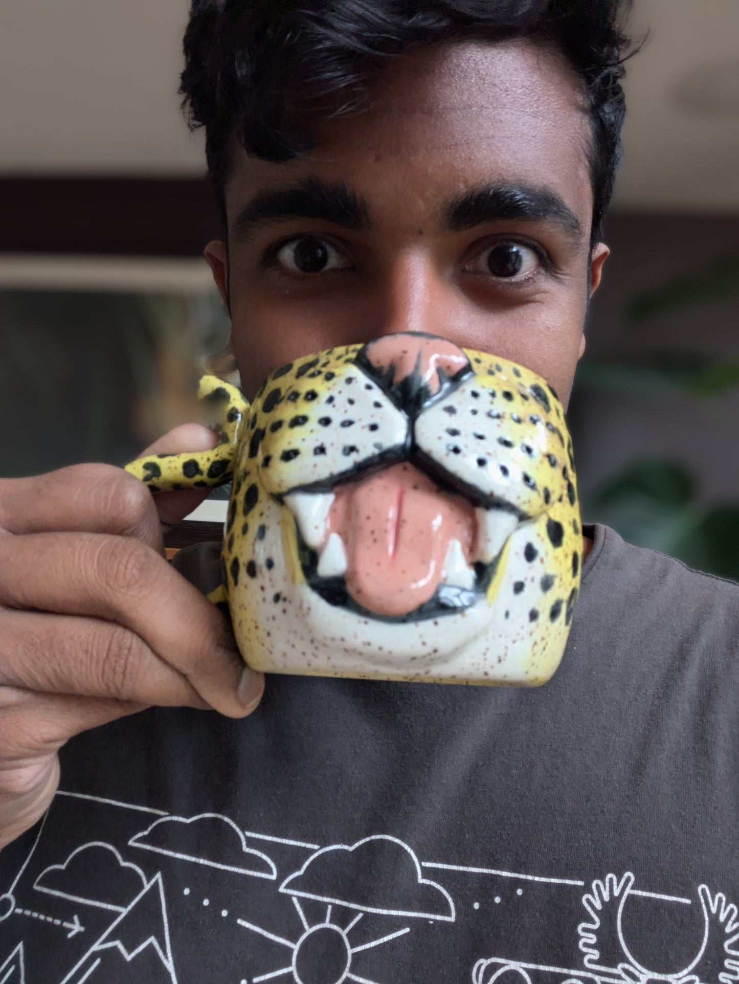 Leopard "Face Mug" - Hand-Painted Ceramic Mug
